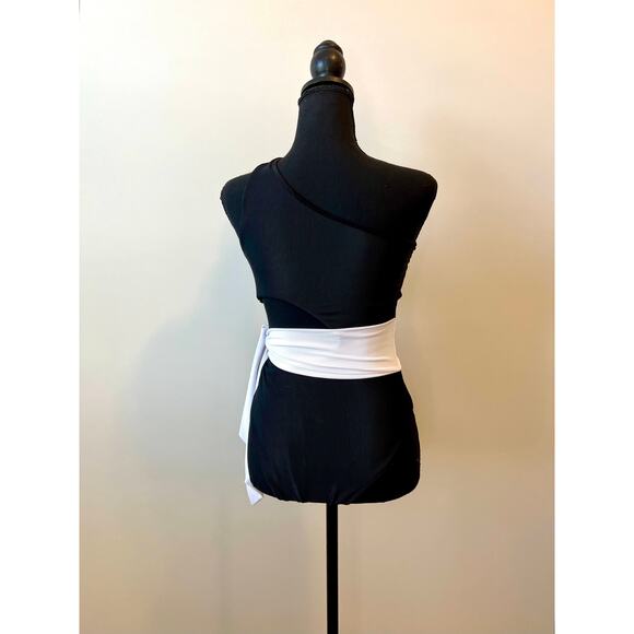 Beach Riot Women's Charlie One Piece in Black/White Medium Tie Waist Ribbed - Picture 3 of 4